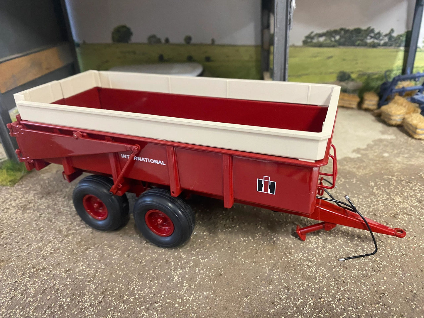 Replicagri International 425 Kieper Trailer 1:32 scale Boxed Image 5