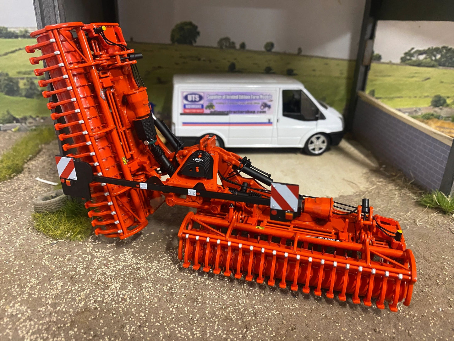 Replicagri Kuhn HR6040 power Harrow 1:32 scale Boxed Image 3
