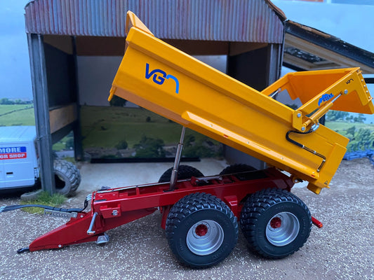 Rocky 24 VGM Sand Dump Trailer 1:32 scale AT COLLECTIONS New and Boxed Image 2