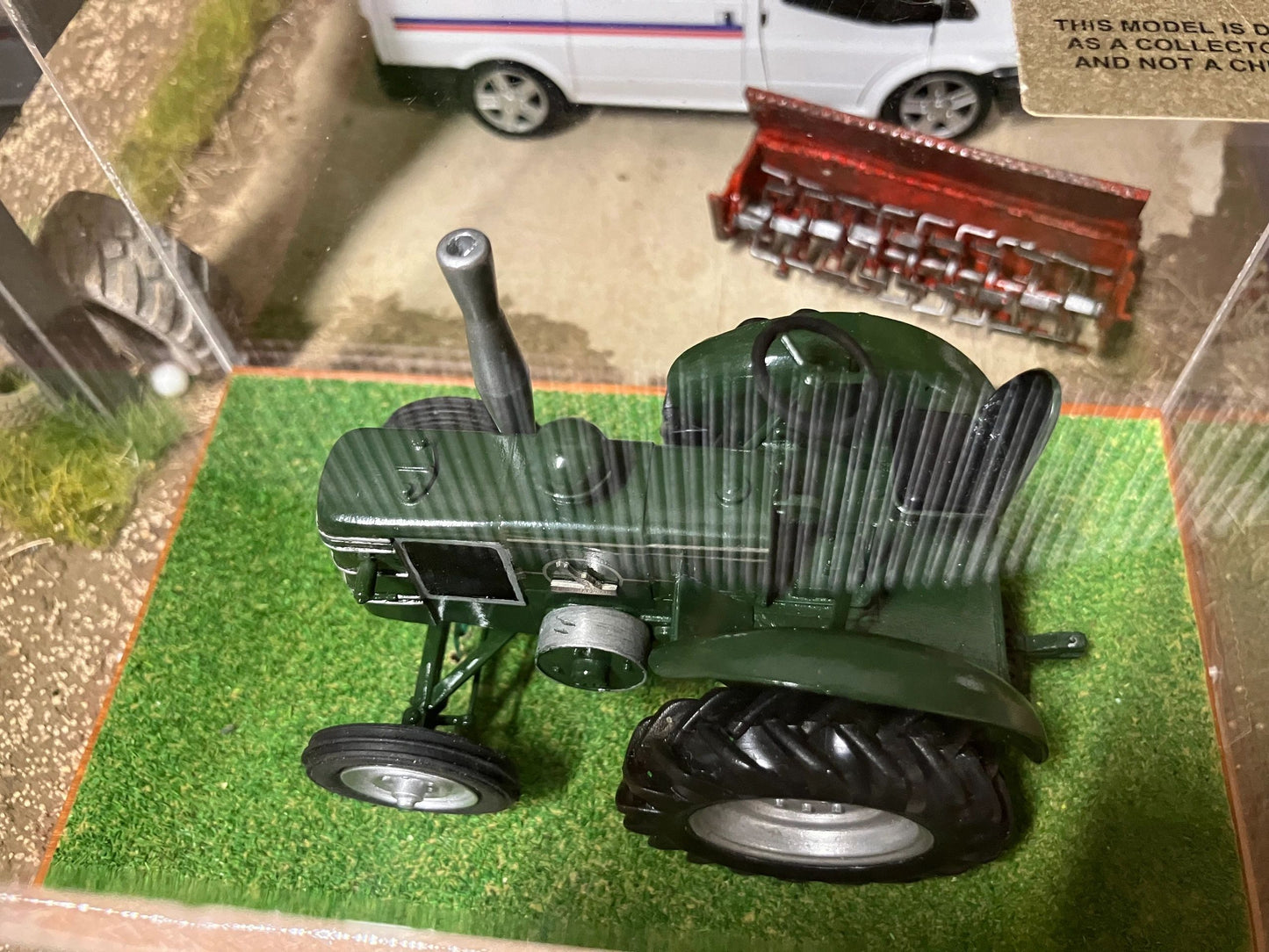 SCALEdown Handbuilt T014 Field Marshall Tractor 1:32 scale Display case COLLECTION ONLY Image 3