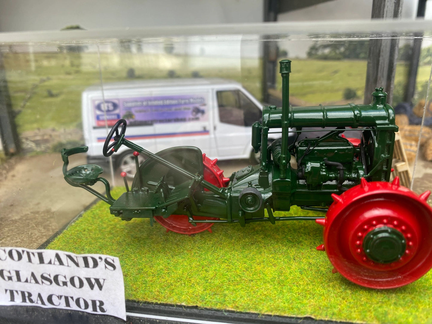 SCALEdown Handbuilt T069 1920’s GLASGOW Scottish 3 Wheeled Tractor 1:32 scale Display case COLLECTION ONLY Image 4