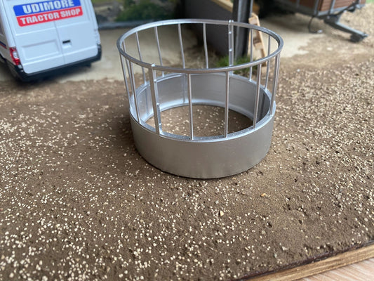Scratchbuilt 5ft Animal Ring Feeder 1:32 scale Image 2