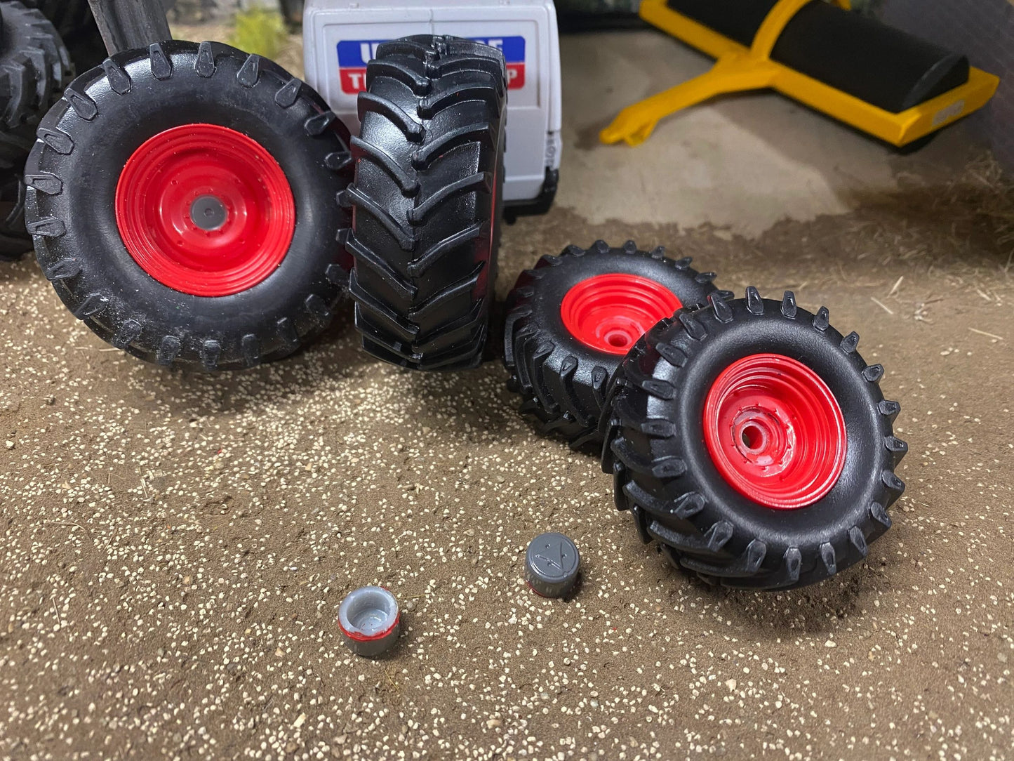 Set of 4 fendt wheels tyres 1:32 scale 60mm x 22mm , 45mm x 20mm Image