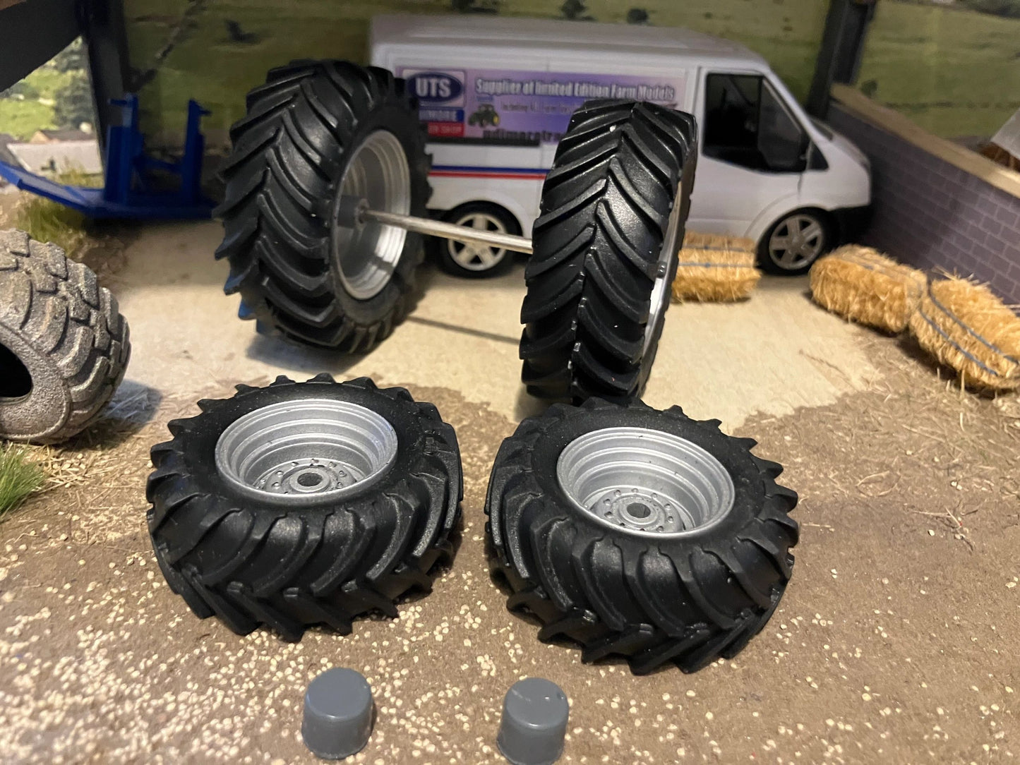 Set of 4 silver tractor wheels tyres 45mm x 18mm 60mm x 22mm 1:32 scale Image 3