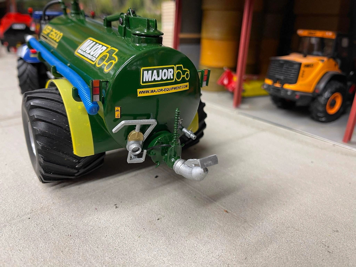 Slurry Tanker fill points 1:32 scale Image 4