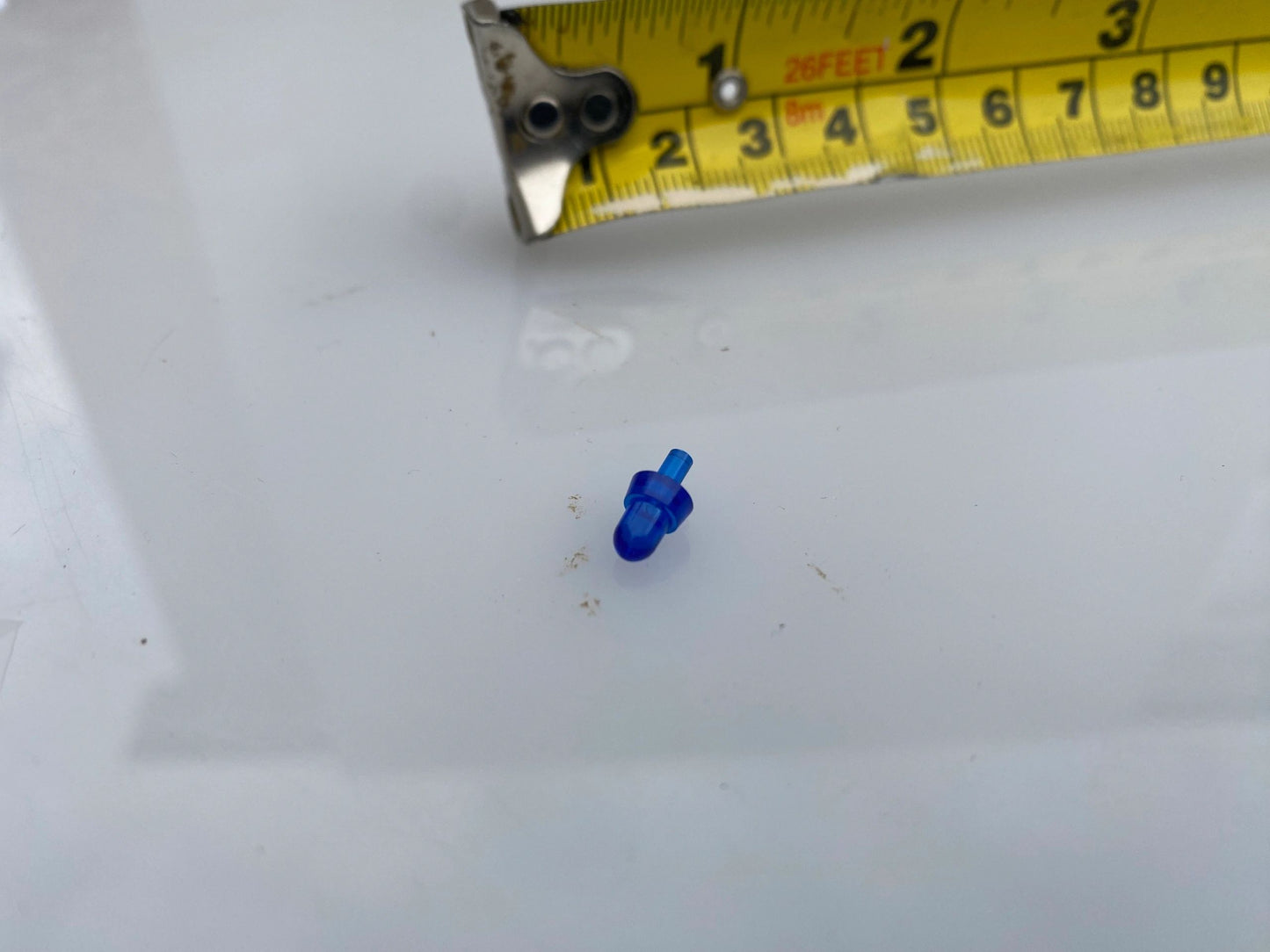 Small Blue beacon light tractor truck 1:32 scale Image 3