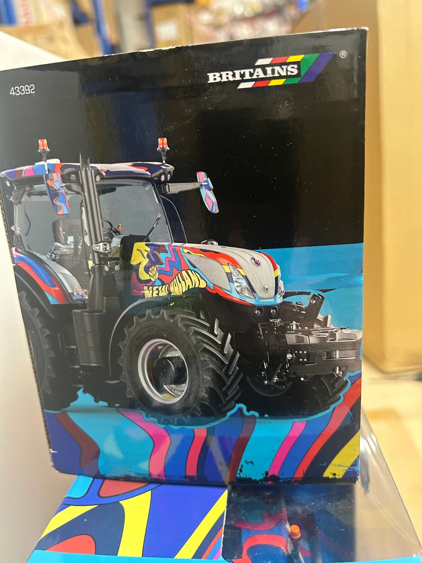 TRADE BOX 3 X 43392 Britains New Holland T7. 300 60th Anniversary Basildon tractor 1:32 scale New Sealed Image 4