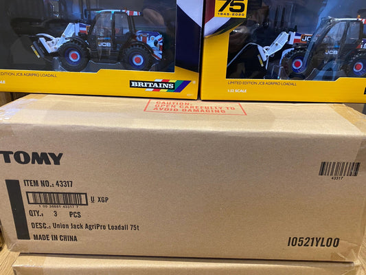 TRADE BOX 43317 3 x Britains JCB Union Jack Loadall 75th Anniversary model 1:32 Image 2