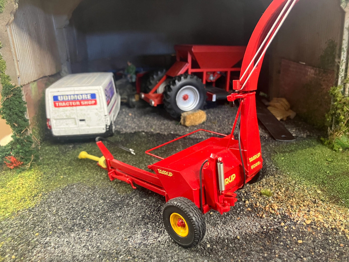 Taarup 602b Scratch built trailed Forage harvester 1:32 scale Image 4