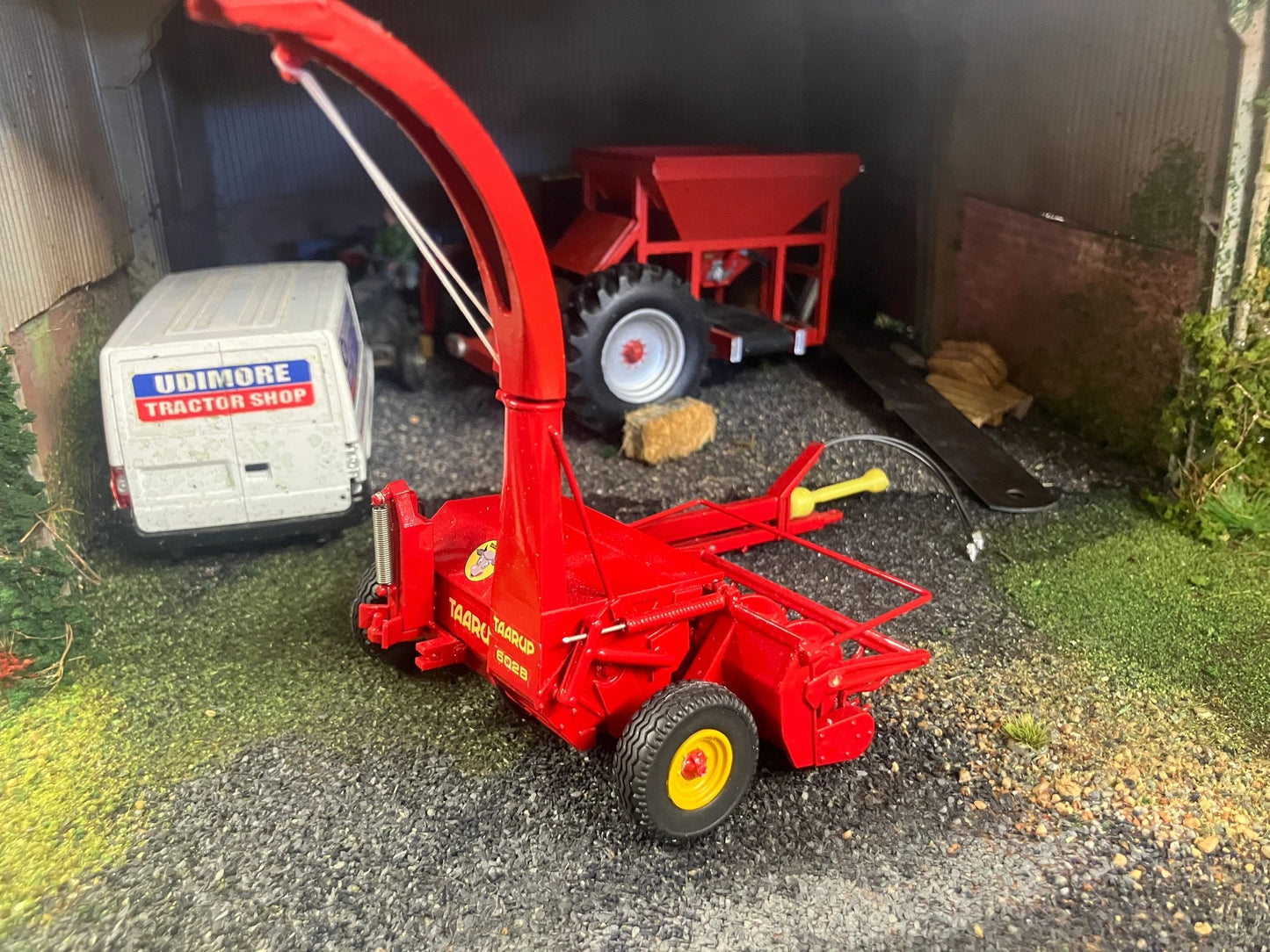 Taarup 602b Scratch built trailed Forage harvester 1:32 scale Image 6