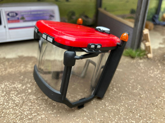 Tractor Cab 1:32 scale Image 2