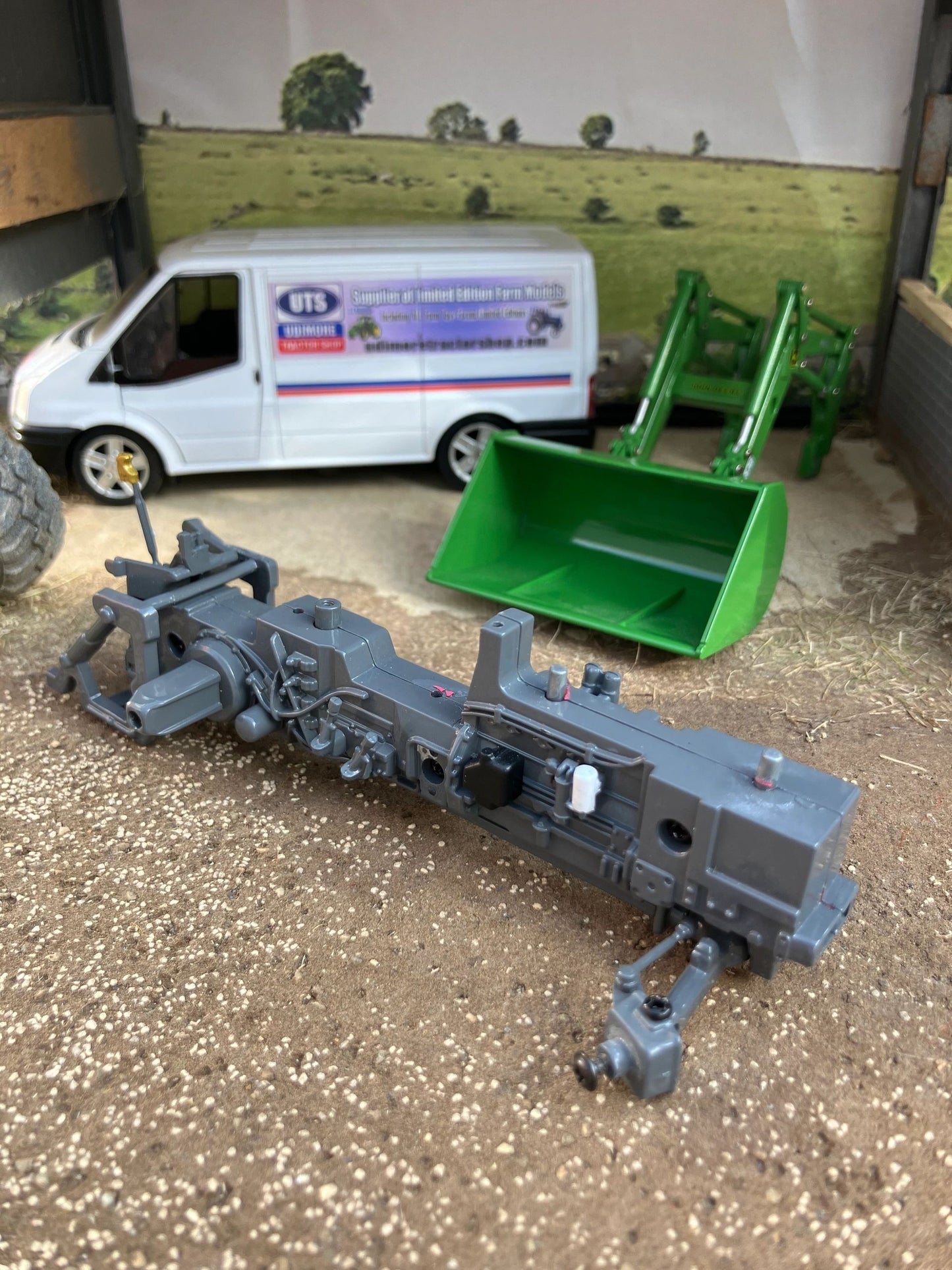 Tractor Chassis 1:32 scale Universal Hobbies Image 3