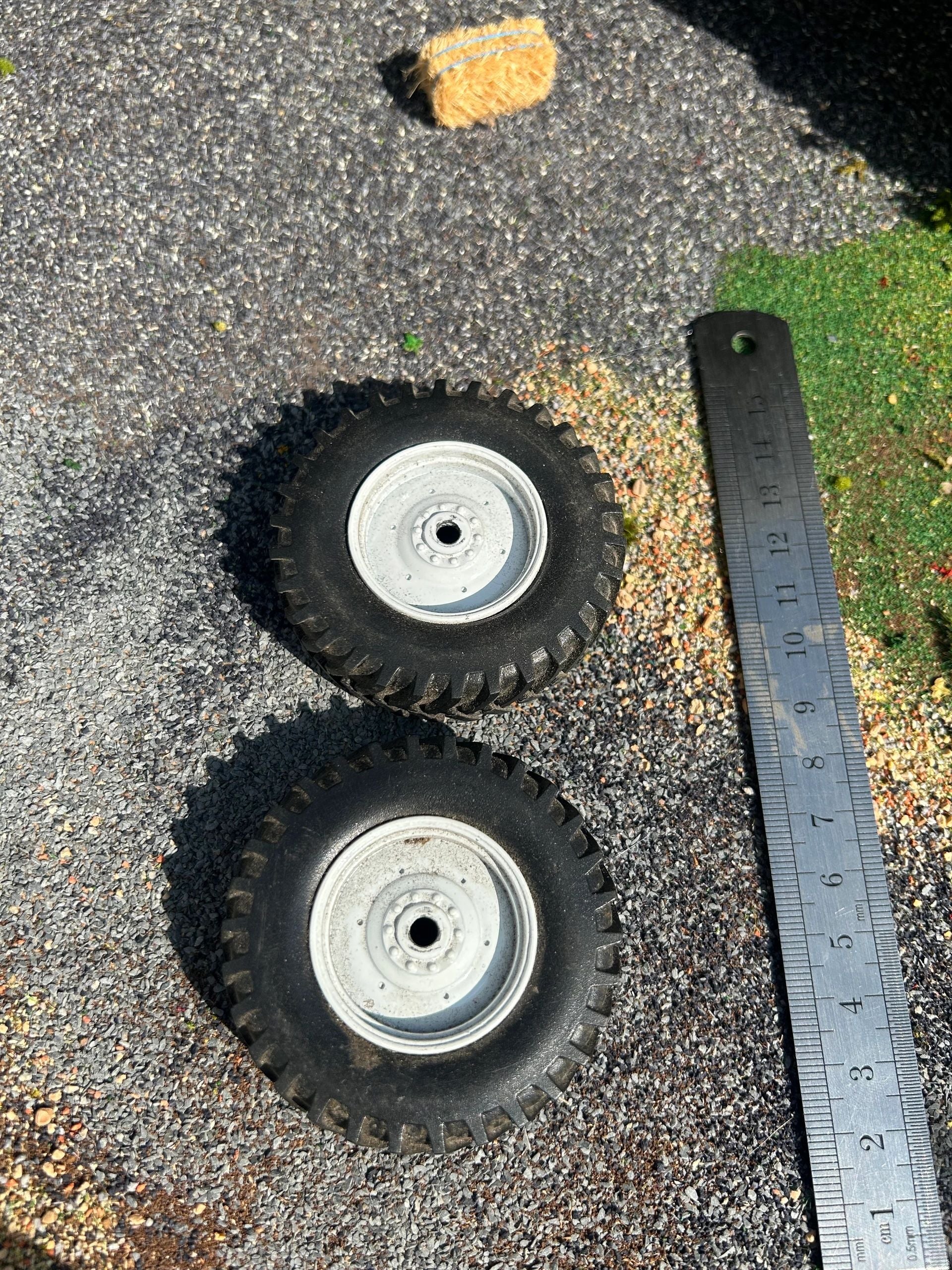 Tractor Farm machinery Front Rubber tyre wheel sets 55mm x 15mm Image