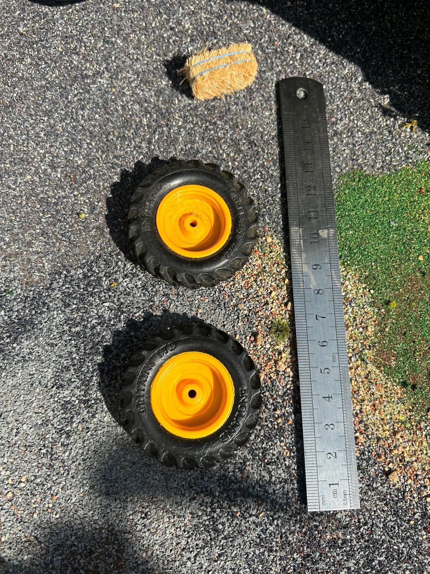 Tractor Farm machinery Rubber tyre wheel sets 50mm x 10mm Image 3