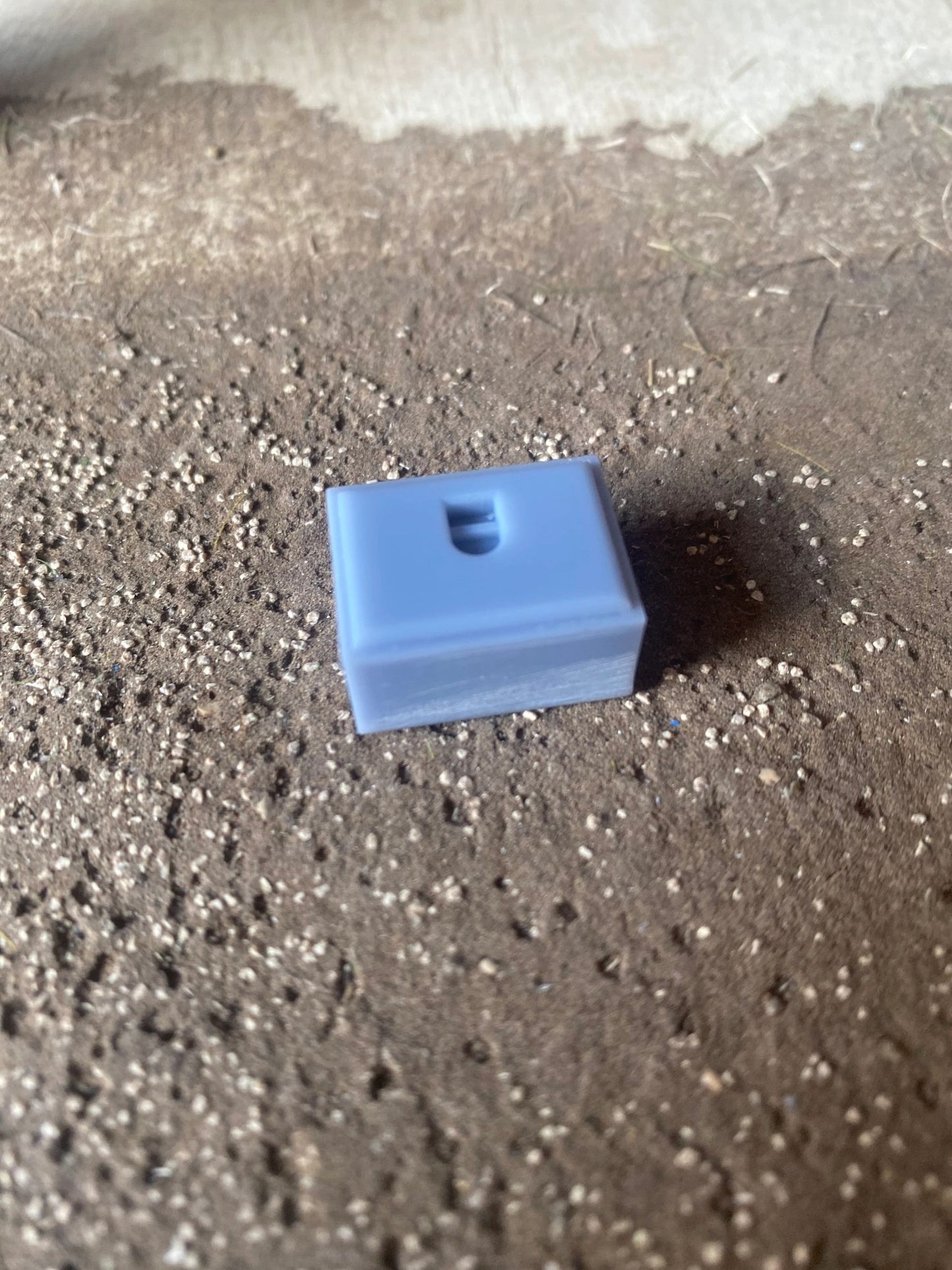 Tractor Trailer Toolbox 1:32 scale 20mm x 15mm Image 3