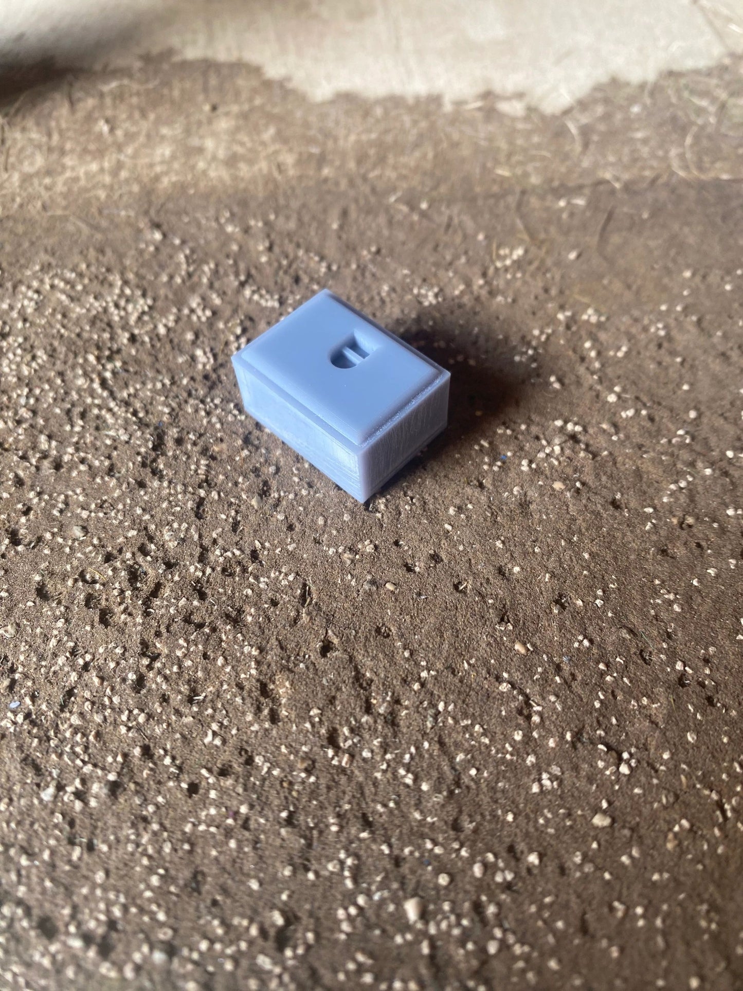 Tractor Trailer Toolbox 1:32 scale 20mm x 15mm Image 4
