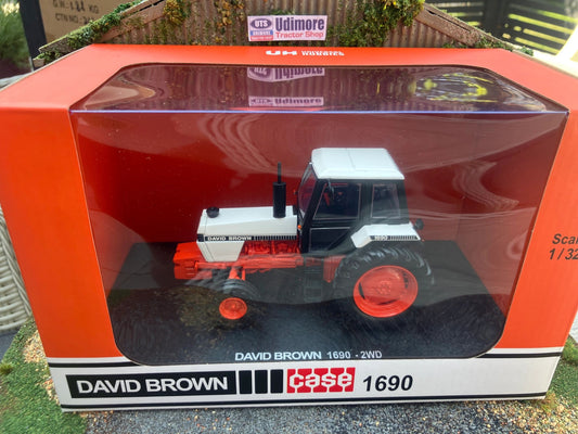 Universal Hobbies David Brown 1690 2wd Tractor BOXED 1:32 scale UH6754 Image 2