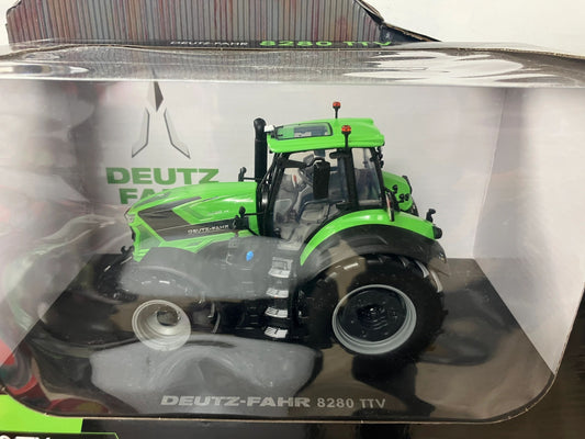 Universal Hobbies Deutz-Fahr 8280 TTV Tractor 1:32 scale Boxed Image 2