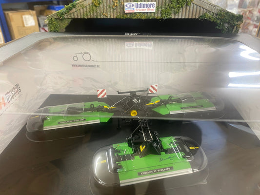 Universal Hobbies Deutz Fahr Drum Master 431F triple mowers BOXED 1:32 scale UH2834 Image 2