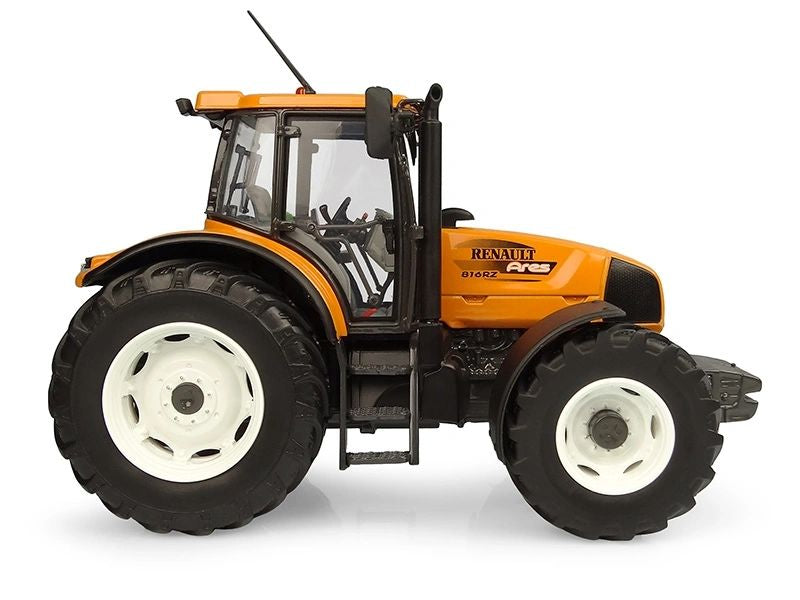 Universal Hobbies Renault 816RZ Tractor BOXED 1:32 scale UH6329 Image 8