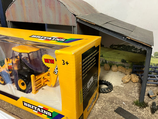 Vintage Britains JCB 3CX Backhoe Loader 1:32 scale 42702 Image 2