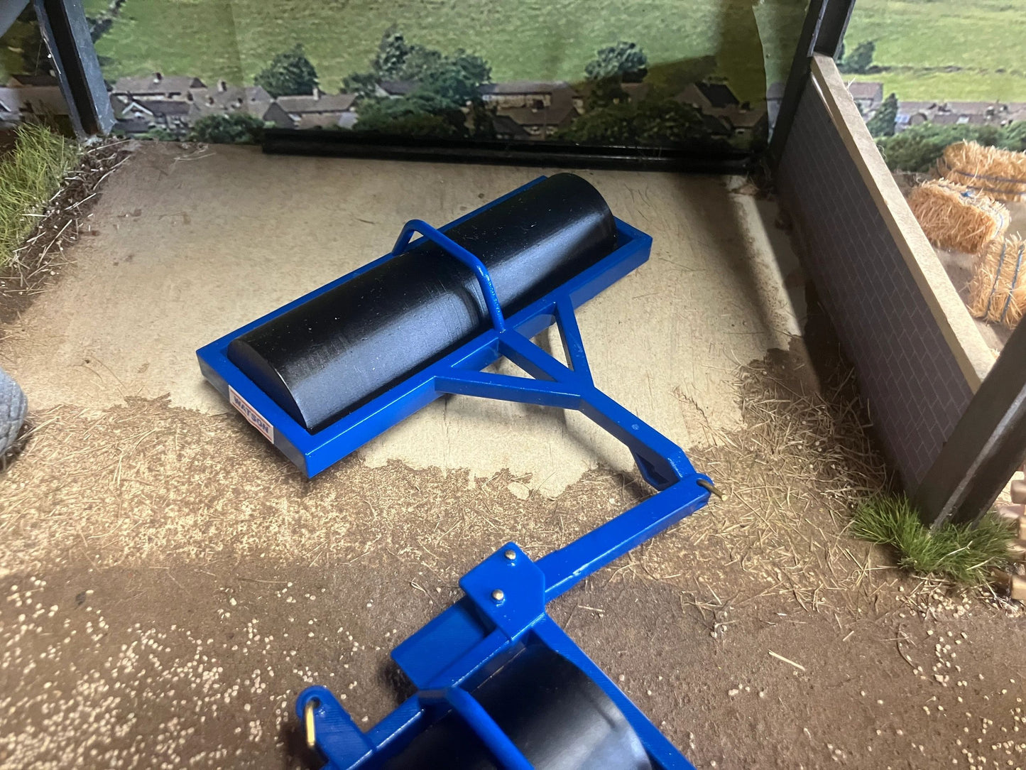 Watson Scratch built 10ft twin roller 1:32 scale Image 4