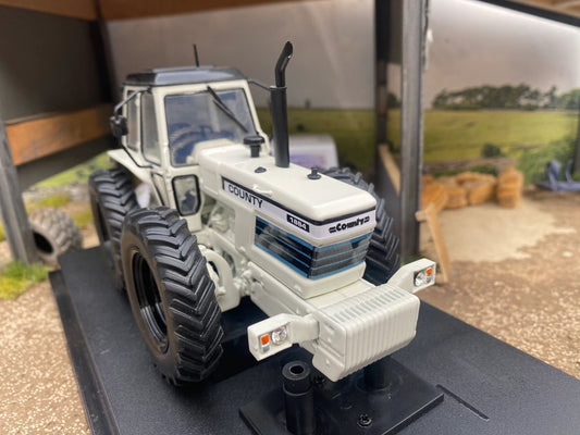 White County 1884 Tractor black wheels Conversion 1:32 scale Image 2