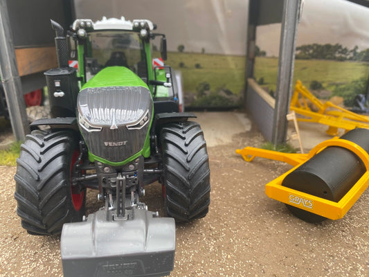 Wiking Fendt 1050 tractor 1:32 scale Boxed 2023 version Image 2