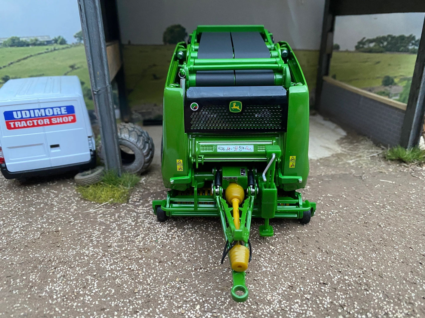Wiking John Deere 990 Baler 1:32 scale Boxed Image 3
