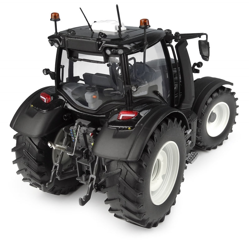 Universal Hobbies Valtra N175 Metallic Black Tractor UH7235 Limited Edition 750 Pieces 1:32 Scale – Pre-Order September