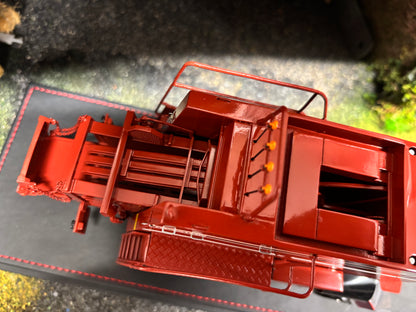 Fiatagri 4700 Heeston Baler Limited Edition 1:32 scale VKA Models