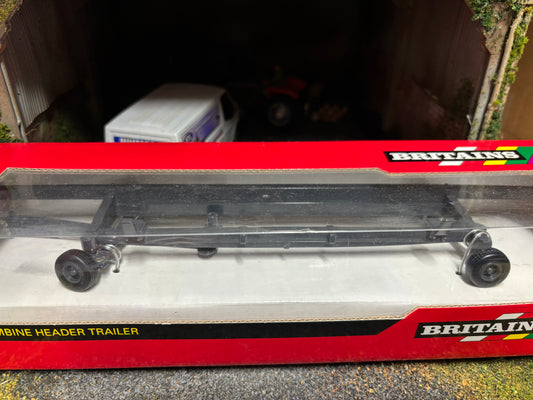 42532 Vintage Britains Combine Header Trailer 1:32 scale