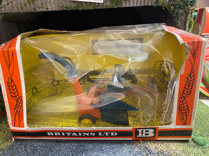 9542 Britains Trailed Forage Harvester 1:32 scale obsolete straw box