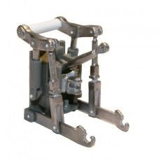 04101 Tractor Rear Linkage kit 01 Artisan32 suits 150 - 250 hp Ford Massey Deere Fendt tractor 1:32 scale Image