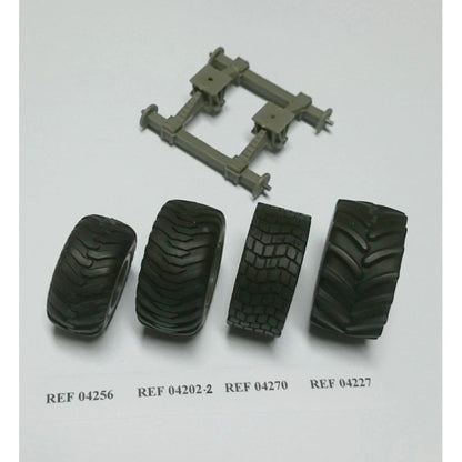 04123 Double axle Farm machinery Tractor Artisan32 1:32 scale Image 3