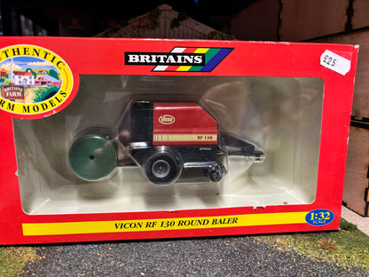 00051 Britains Vicon RF 130 Round Baler 1:32 BOXED obsolete