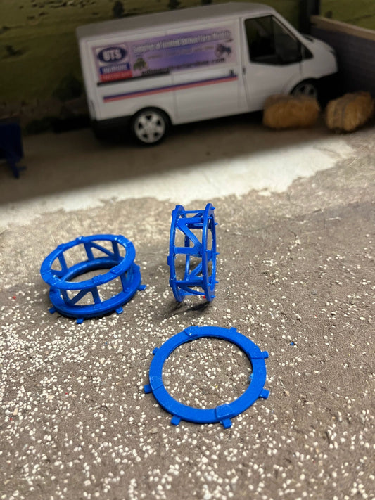 04220 pair of wheel cages barrels Artisan32 farm machinery 1:32 scale Image 2