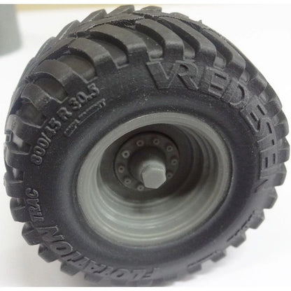 04251 Pair of Vredestein Floatation wheels Artisan32 farm machinery 1:32 scale 800/45 R30.5 Image 7