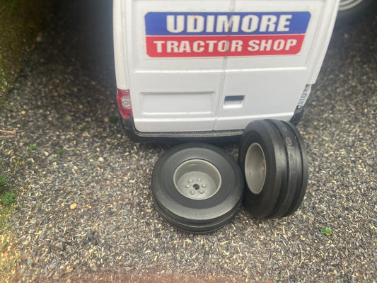 04284 Set of 2 Front axle wheels 28.5mm x 10.5mm Type 4 Artisan32 farm machinery 1:32 scale Image 2