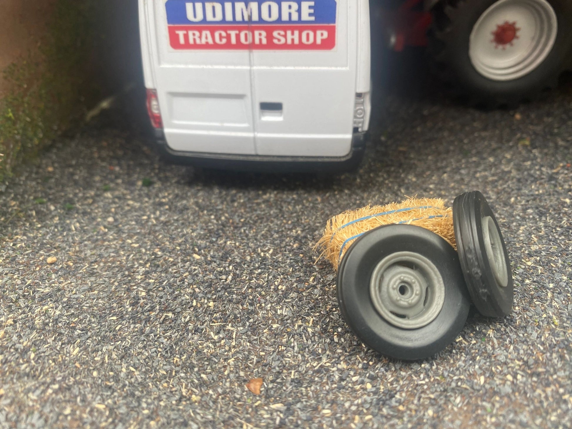 04285 Set of 2 Front axle wheels 25mm x 5mm Type 5 Artisan32 farm machinery 1:32 scale Image 4