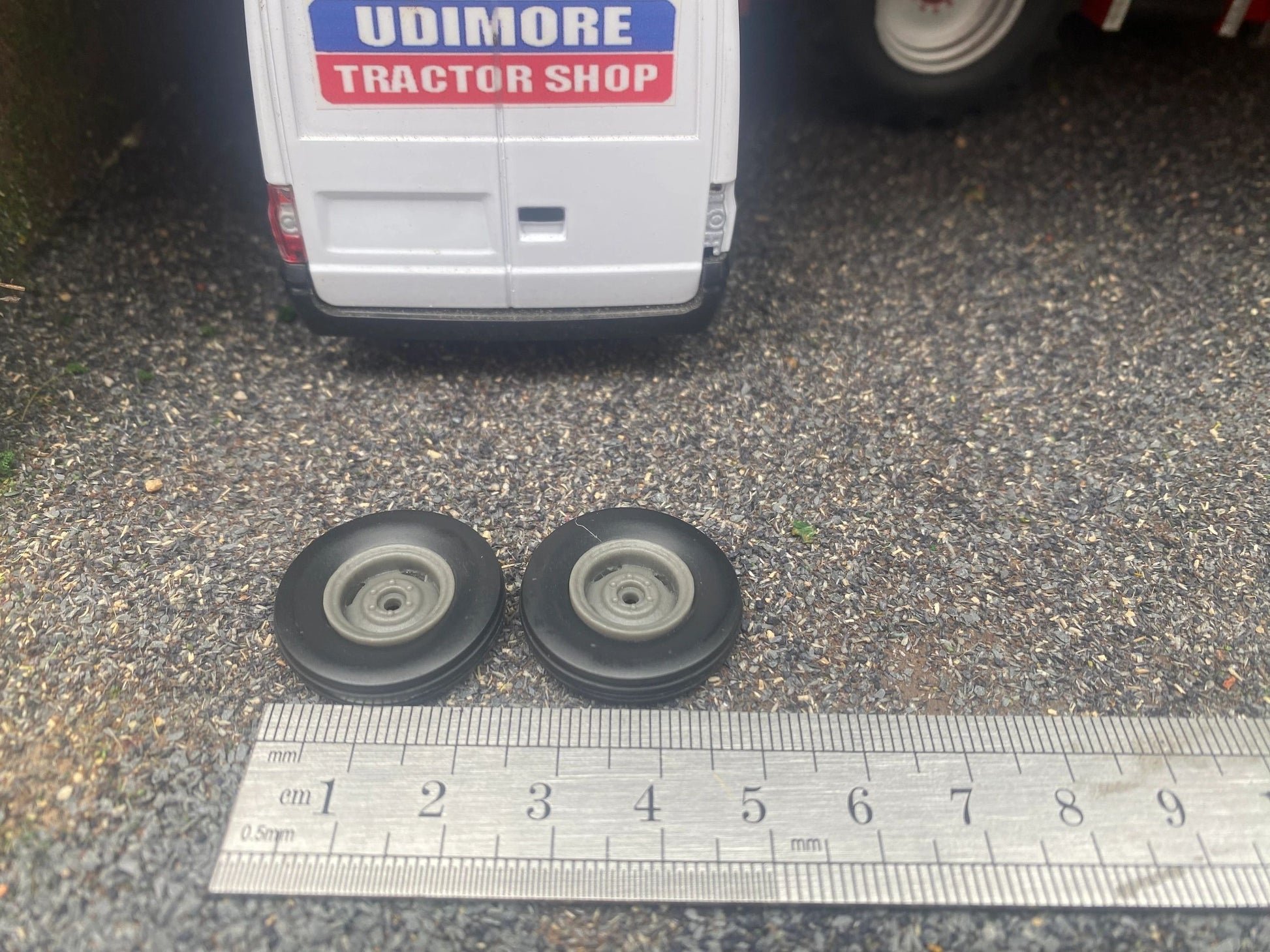 04285 Set of 2 Front axle wheels 25mm x 5mm Type 5 Artisan32 farm machinery 1:32 scale Image 6