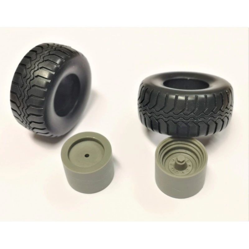 04297 Set of 2 wheels Artisan32 farm machinery 1:32 scale Image 9
