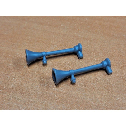 04572-3 Horn x 2 Artisan32 farm machinery 23mm 1:32 scale Image