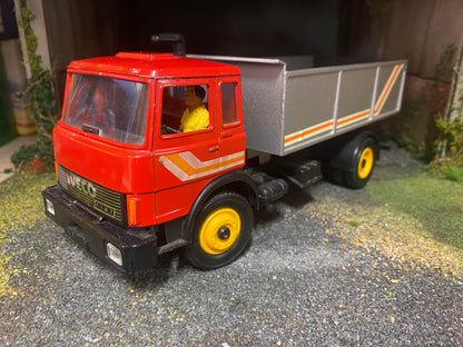 Britains Magirus Fiat Iveco Tipper 1:32 scale 1980s