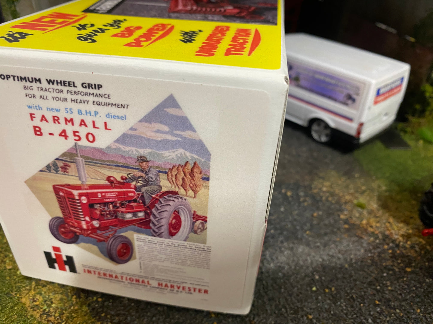 Scratch Built International B-250 Farmall McCormick Tractor MFM 1:32 scale