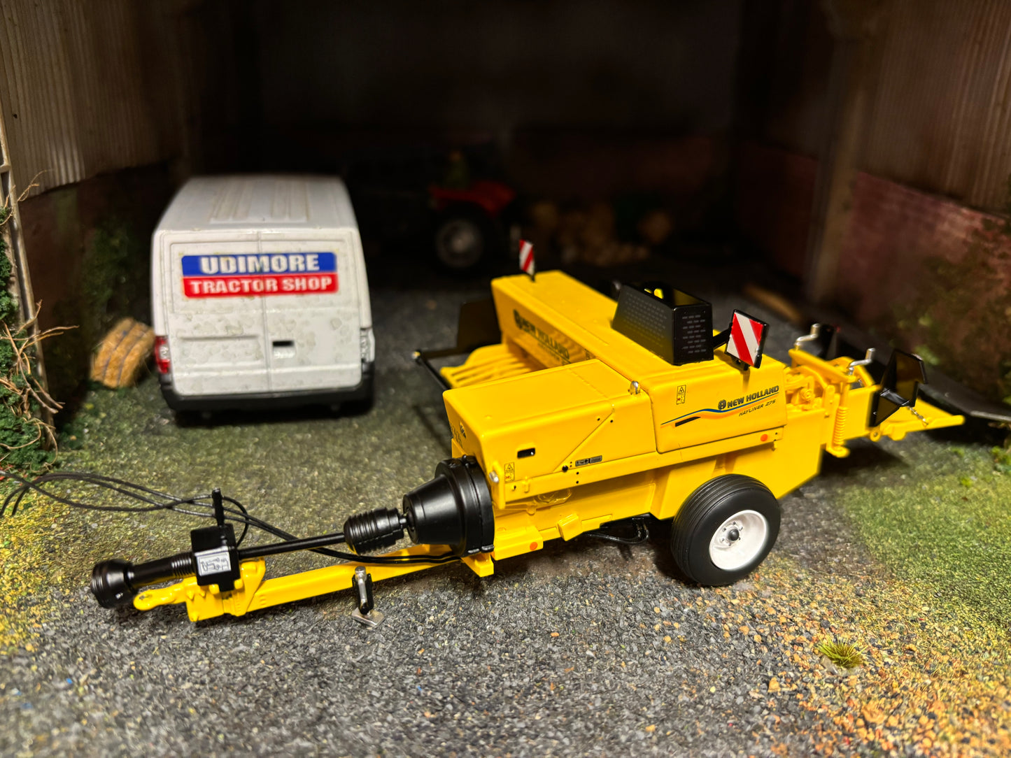 New Holland Hayliner 275 Baler Marge Models 1:32 scale BOXED