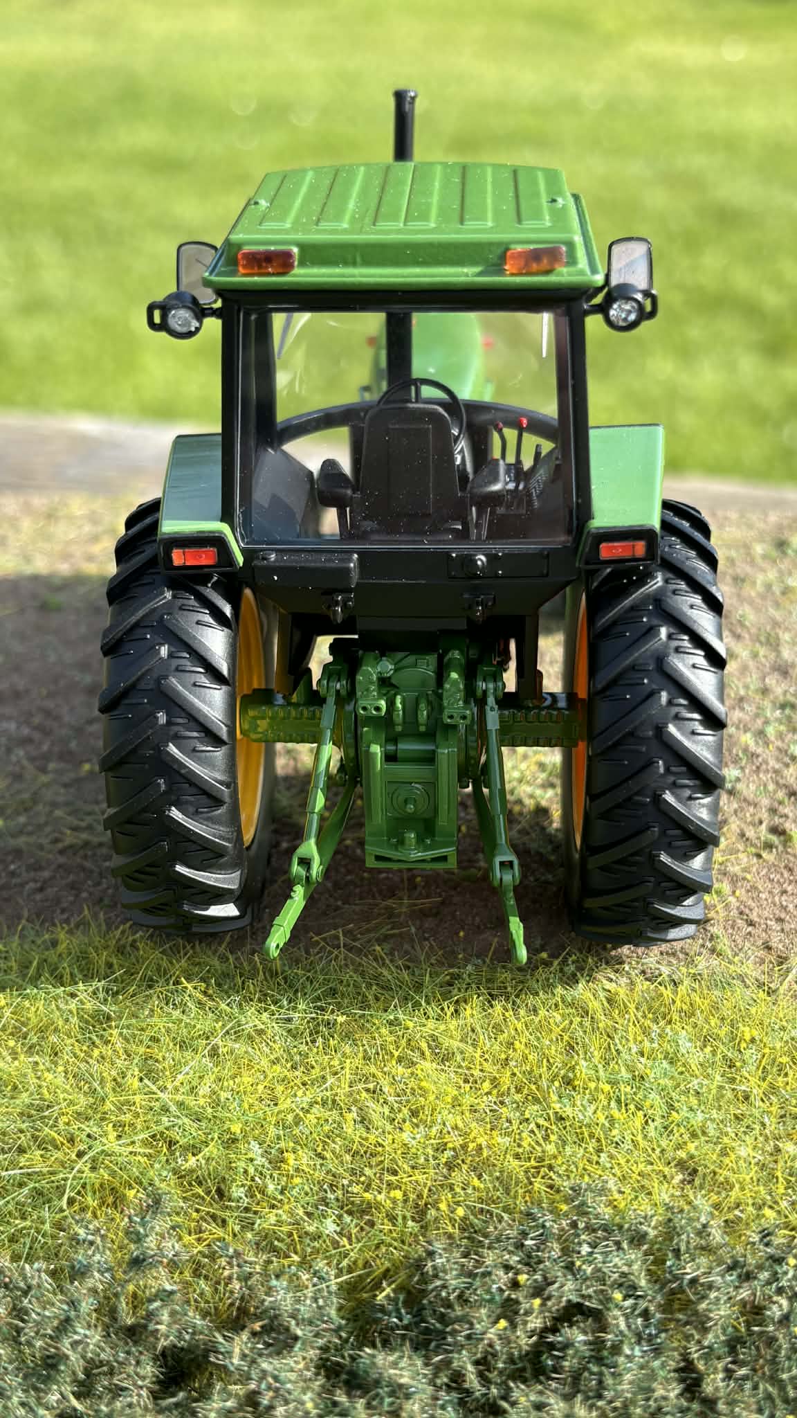 MAP Miniagripassion John Deere 4040 2WD UK Spec 1:32 scratch-built tractor model, rear view, collection only.