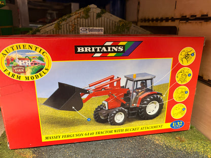 Vintage Britains Massey Ferguson 6140 Tractor with Front Loader & Bucket BOXED 1:32 Scale 09450 Obsolete