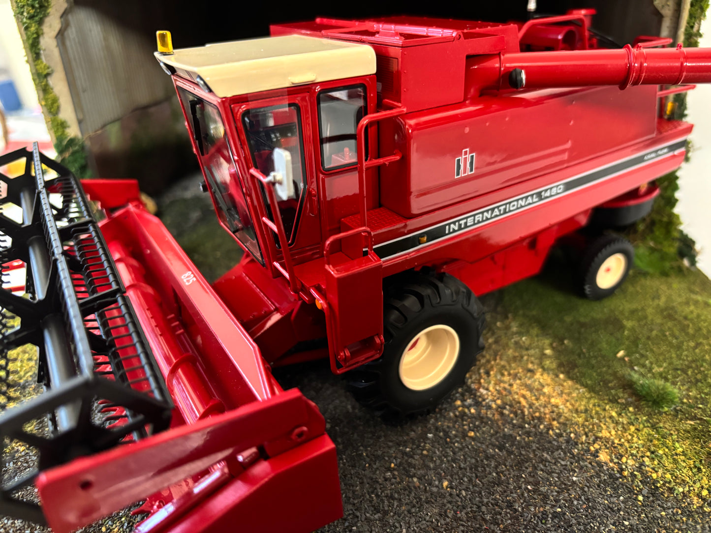 REP087 Replicagri International Axial Flow 1460 Combine Harvester Stunning in 1:32 scale