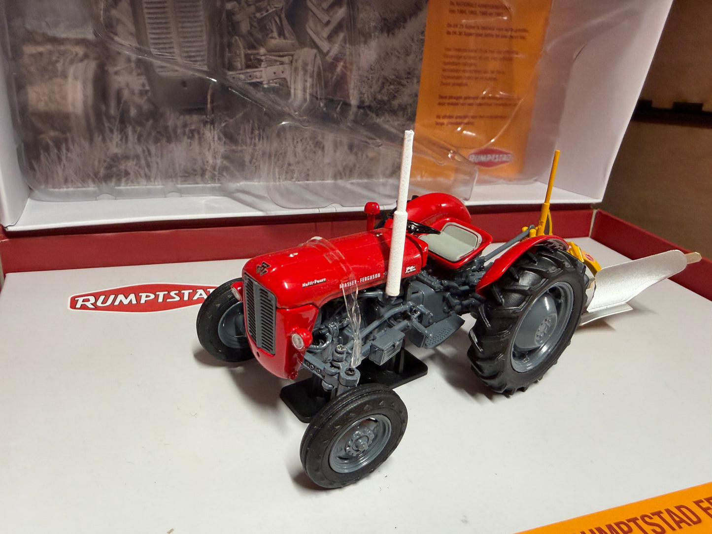 Universal Hobbies Massey Ferguson 35X Tractor & Rumptstad Plough Set UH5357 Limited Edition Obsolete 1:32 Scale